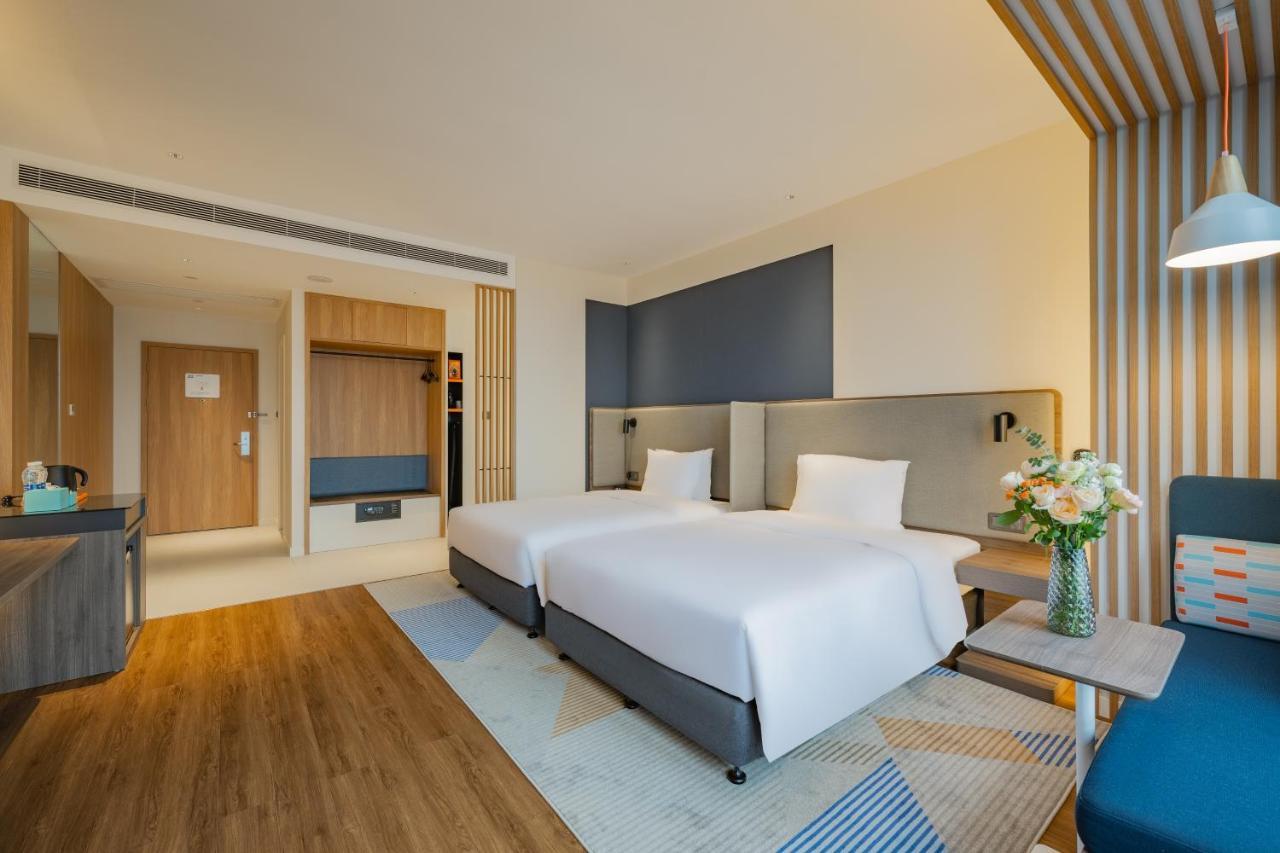 Holiday Inn Express Nanning Jiangnan By Ihg Экстерьер фото